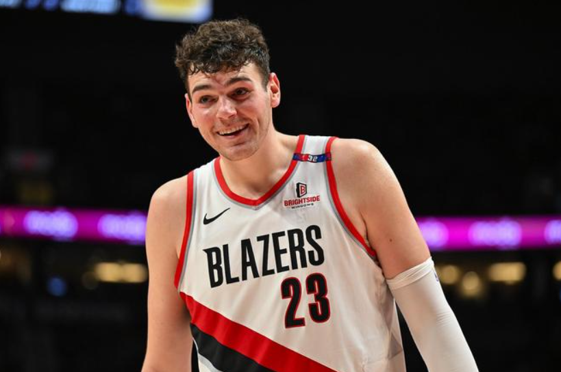 次犯规被罚, iAAA 次犯规被罚, iAAA